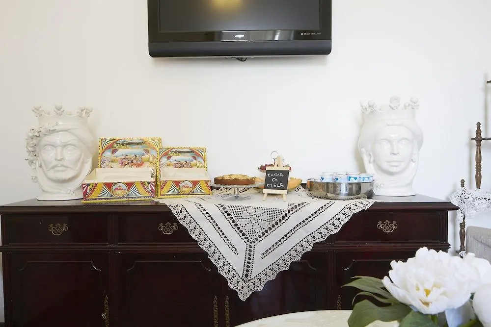 ***  Santuzza Art Hotel Catane Italie