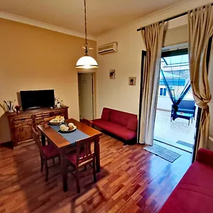 Casa vacanze Little, Aeroporto di Catania Fontana Rossa